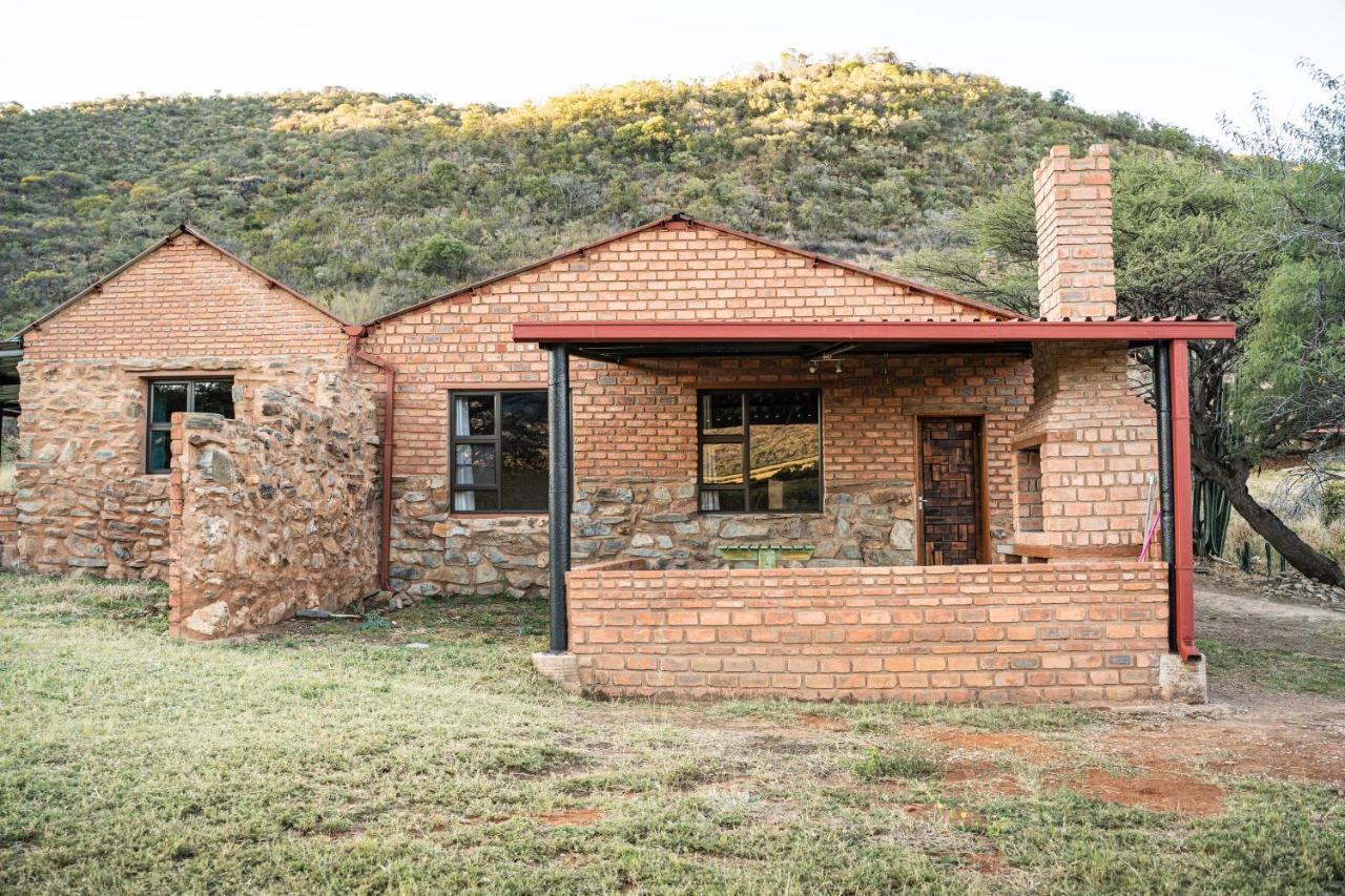 Otavi Vineyards Self-Catering & Camping Exterior foto