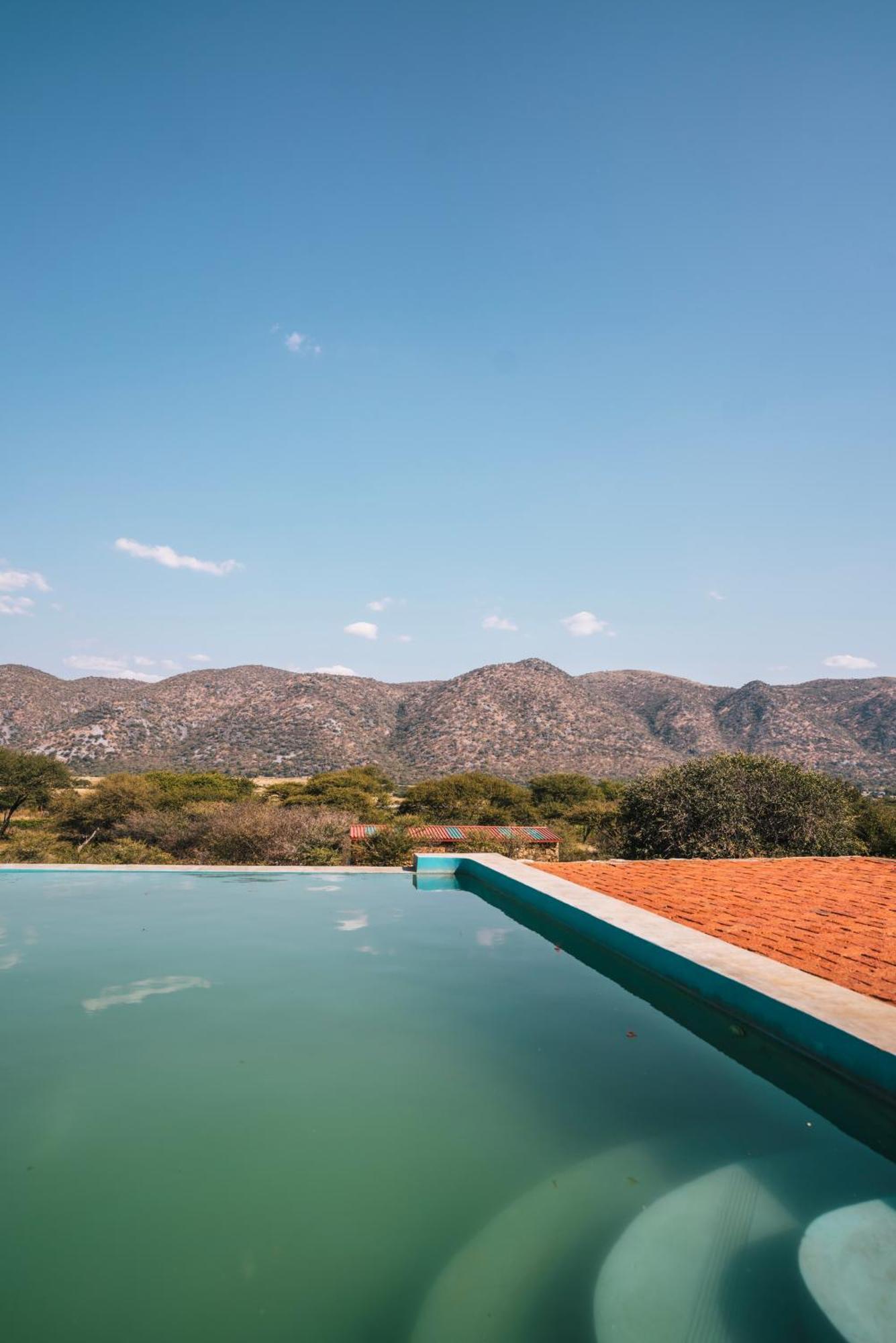 Otavi Vineyards Self-Catering & Camping Exterior foto